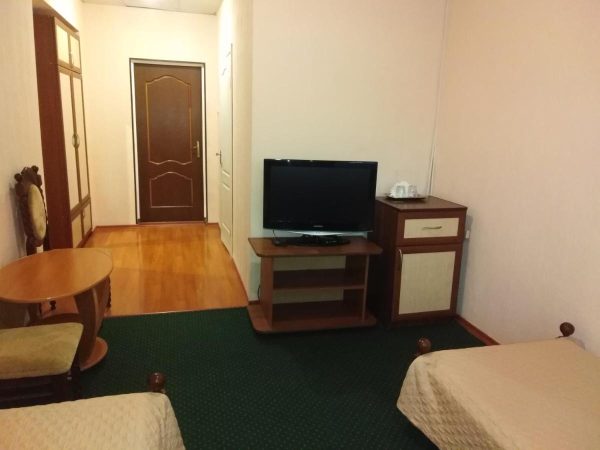 Отель Ритм Vinnytsia Ngoại thất bức ảnh